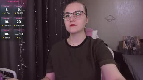 Eva online show from November 20, 2025, 10:48 am