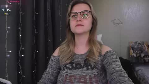 Eva online show from March 18, 2026, 2:42 pm