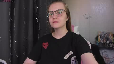 Snapshot of eva_orchid chatting on May 23, 2026, 12:09 pm Eva online show from May 23, 2026, 12:09 pm