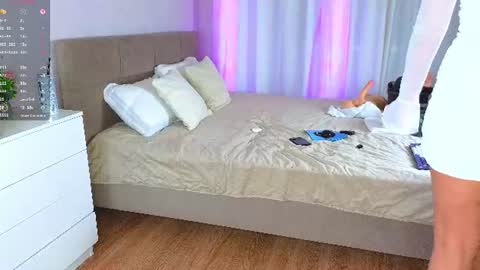 Eva online show from August 6, 2026, 8:05 am