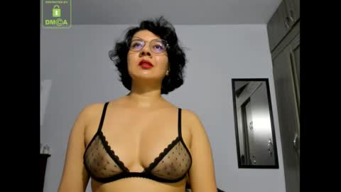 Snapshot of eva_rain01 chatting on December 27, 2024, 6:53 pm Eva online show from December 27, 2024, 6:53 pm