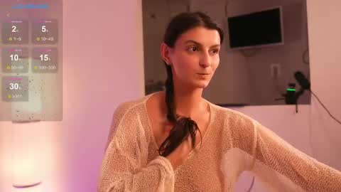 EVA  online show from December 26, 2024, 1:18 am