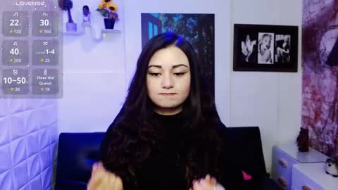 Snapshot of eva_rosell chatting on November 15, 2025, 2:35 pm Eva online show from November 15, 2025, 2:35 pm