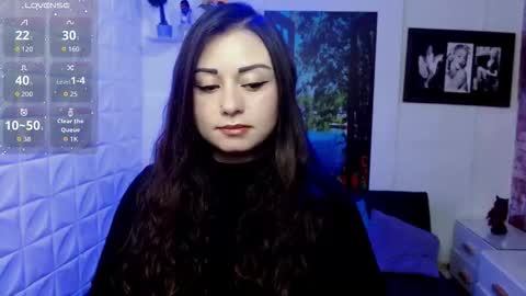 Snapshot of eva_rosell chatting on November 28, 2025, 2:42 pm Eva online show from November 28, 2025, 2:42 pm