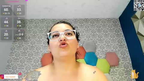 Eva  online show from February 5, 2025, 6:15 pm