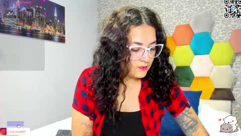Eva  online show from March 5, 2025, 11:38 am