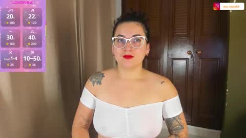 Eva  online show from September 16, 2025, 11:55 am