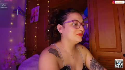Eva  online show from May 11, 2026, 12:11 pm