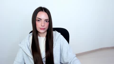 Eva online show from February 1, 2025, 7:13 pm