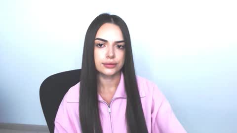 Eva online show from November 24, 2025, 12:49 pm