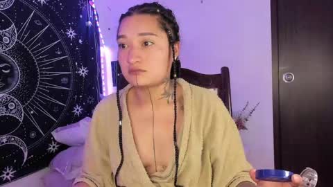 Eva  online show from February 6, 2026, 8:51 am