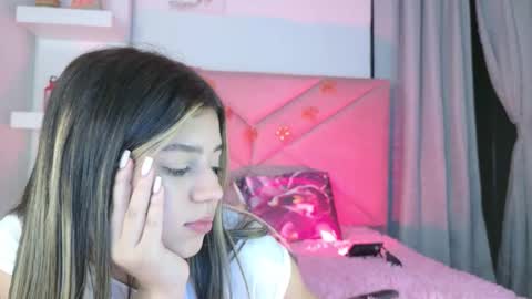 Snapshot of eva_sin18 chatting on September 20, 2025, 1:50 am Eva Sin online show from September 20, 2025, 1:50 am