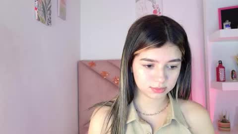 Snapshot of eva_sin18 chatting on October 13, 2025, 11:16 pm Eva Sin online show from October 13, 2025, 11:16 pm
