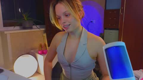 Hi there i am Eva and i wish create a nice community with you so join my Ticket Show for more pleasure online show from January 31, 2026, 7:11 pm