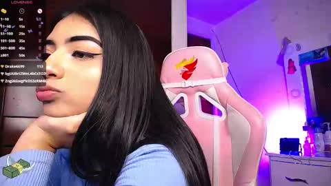 Eva  online show from March 6, 2025, 12:32 am