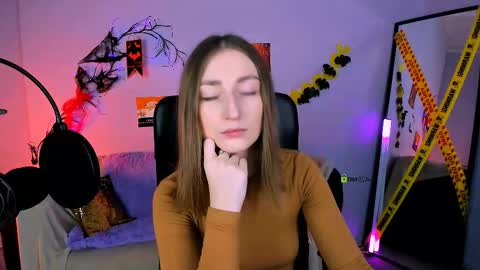 Eva online show from November 3, 2025, 6:36 am