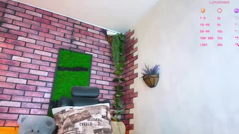 Eva online show from December 15, 2024, 5:13 am
