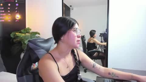 E V A  online show from May 27, 2026, 12:46 pm