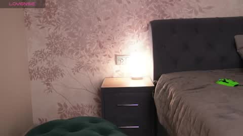 Hello Im Eva online show from April 29, 2026, 8:59 pm