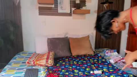 Eva online show from May 1, 2026, 1:59 pm