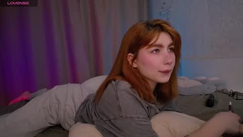 Snapshot of evaa_moonn_ chatting on February 17, 2026, 3:58 am Eva online show from February 17, 2026, 3:58 am