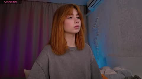 Snapshot of evaa_moonn_ chatting on March 18, 2026, 1:14 pm Eva online show from March 18, 2026, 1:14 pm