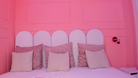 Snapshot of evaa_rose_ chatting on February 20, 2025, 10:26 pm Eva online show from February 20, 2025, 10:26 pm