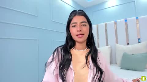 Snapshot of evaa_rose_ chatting on October 15, 2025, 9:48 pm Eva online show from October 15, 2025, 9:48 pm