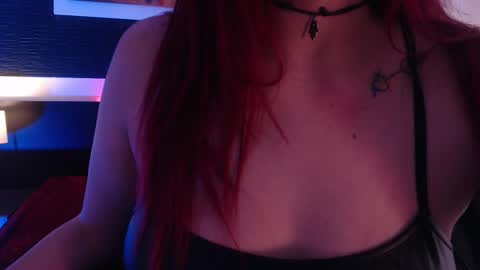 evaafoxxy_ online show from March 7, 2025, 2:56 pm
