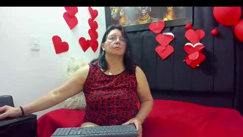 Snapshot of evaaross chatting on February 18, 2025, 12:48 am Eva online show from February 18, 2025, 12:48 am