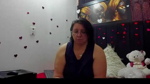 Eva online show from June 5, 2026, 8:47 pm
