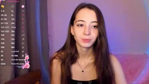 evabradly online show from October 29, 2025, 6:53 pm