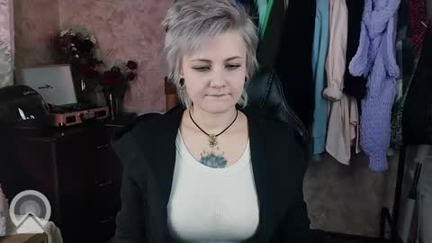 Eva Brownie online show from January 28, 2025, 12:32 pm
