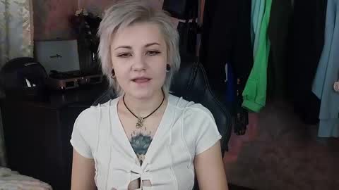 Eva Brownie online show from February 2, 2025, 9:30 am
