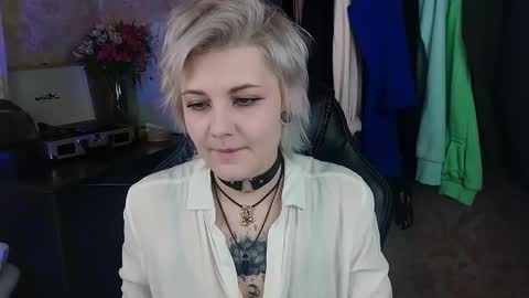 Eva Brownie online show from February 11, 2025, 8:15 am