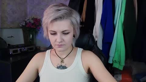 Eva Brownie online show from February 12, 2025, 9:52 am