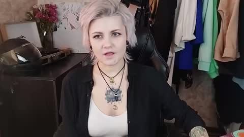 Eva Brownie online show from February 22, 2025, 10:18 am