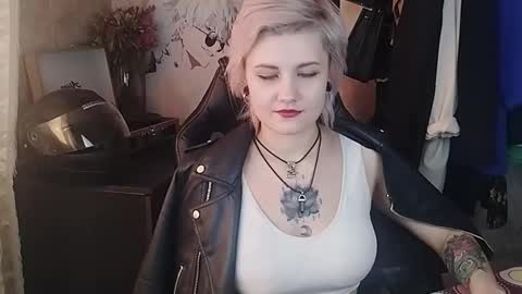 Eva Brownie online show from February 27, 2025, 11:20 am