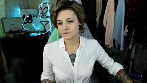 Eva Brownie online show from September 12, 2025, 12:38 pm