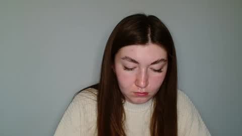 Evachaturbatte online show from April 28, 2026, 4:39 am