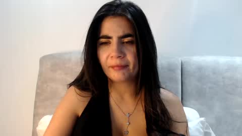 evacollins12 online show from July 30, 2026, 1:48 am