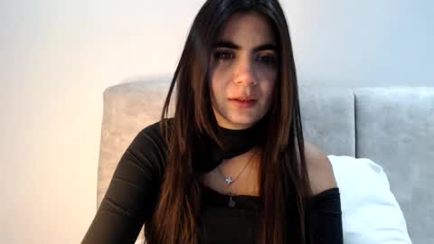 evacollins12 online show from July 31, 2026, 10:09 pm