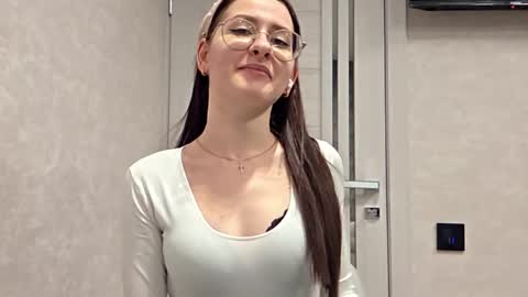 EvaDevis online show from April 21, 2026, 10:45 pm