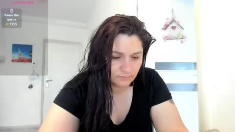 evadiana8484 online show from May 9, 2026, 8:52 am
