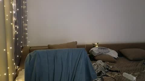 Eva online show from January 19, 2026, 2:43 pm