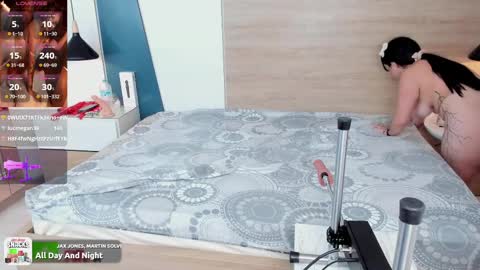 Evadne online show from February 23, 2025, 4:50 am