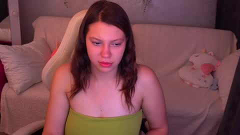 Eva online show from October 9, 2025, 7:23 pm