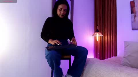 EVA GODDESS  online show from June 7, 2026, 7:39 pm