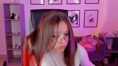 Eva online show from March 25, 2026, 4:40 am