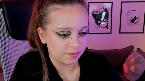 Eva online show from March 27, 2026, 9:10 am